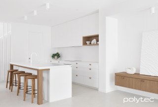 Polytec - Doors and panels in Blossom White Matt,  and Boston Oak Woodmatt.