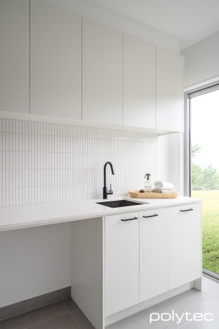 Polytec - Doors and panels in Blossom White Matt.
