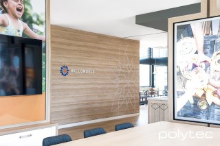 Polytec - Wall panels in Natural Oak Ravine.