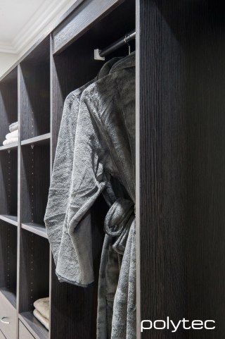 Polytec - Wardrobe in Black Wenge Ravine.